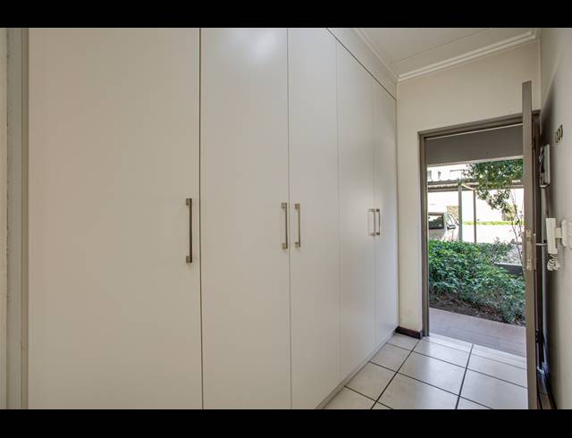 0.5 BEDROOM APARTMENT FOR SALE IN PAULSHOF